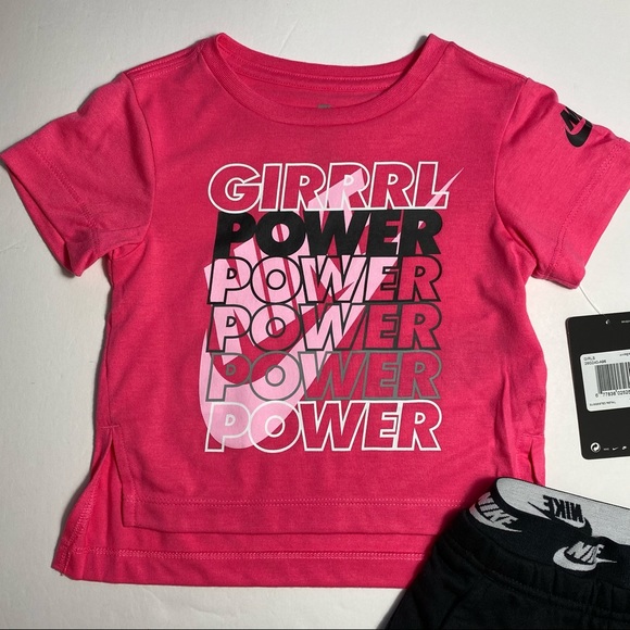 Nike Girls Tee Shirt & High Waist Shorts Set 2T - Picture 2 of 11